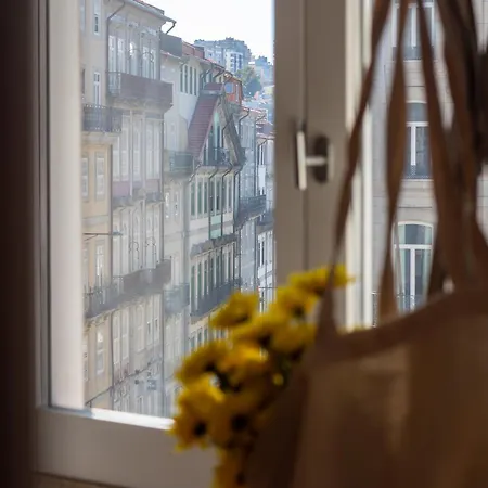Lovelystay - Aurora Mezzanine Apartment Porto