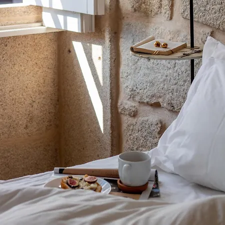 Lovelystay - Aurora Mezzanine Apartment Porto