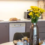 Διαμέρισμα Lovelystay - Aurora Mezzanine