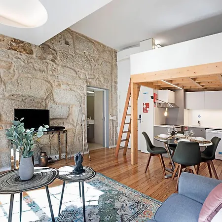 Lovelystay - Aurora Mezzanine