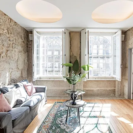 Appartamento Lovelystay - Aurora Mezzanine Oporto