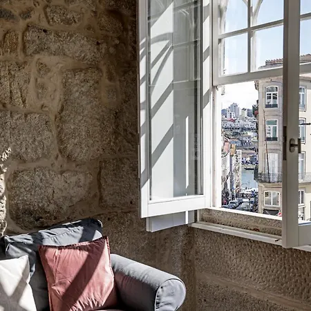 Lovelystay - Aurora Mezzanine Appartement Oporto