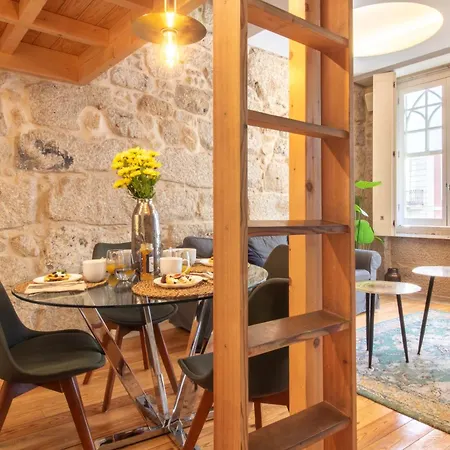 Lovelystay - Aurora Mezzanine * Oporto