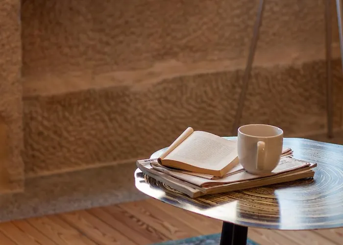 Lovelystay - Aurora Mezzanine Oporto