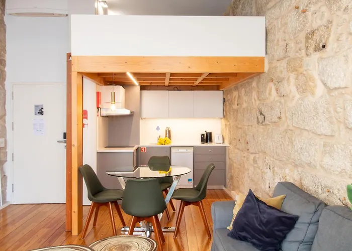 Lovelystay - Aurora Mezzanine * Порту