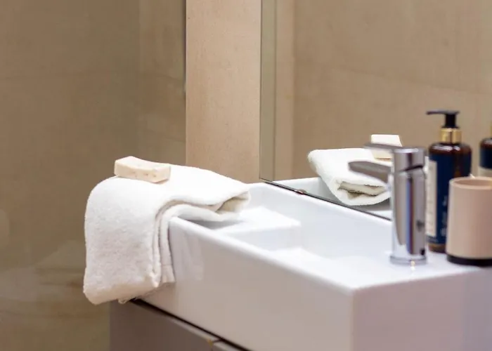 Lovelystay - Aurora Mezzanine * Порту